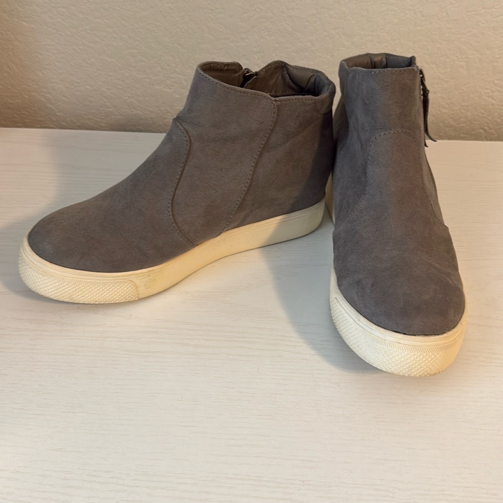 Universal Threads Cindy platform sneakers  - grey size 7.5W